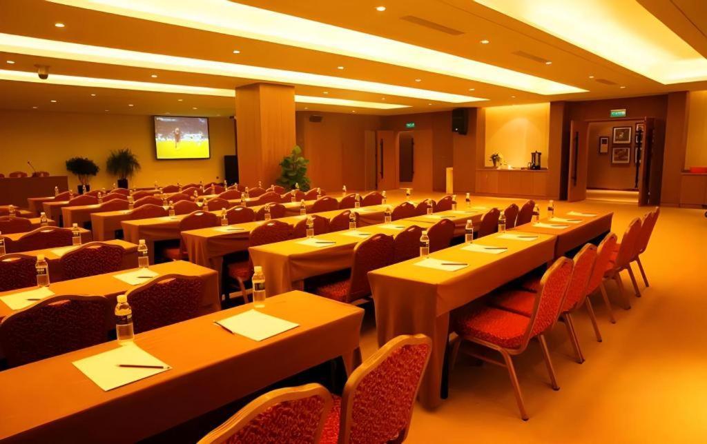 Wyndham Garden Hotel Lingshui  Εξωτερικό φωτογραφία